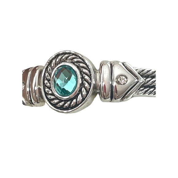 Women’s Silver Tone Bangle Bracelet 6.5 “ Oval Aqua Blue Faceted Plastic Stone - Picture 11 of 17